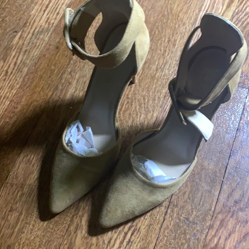 Suede heels with ankle straps
